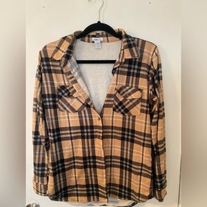 Flannel shirt with Sherpa on interior